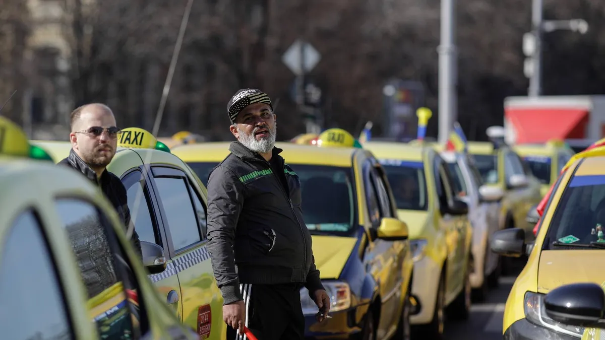 Cursă de 400 euro, taximetrist reținut (sursa: Inquam Photos/Octav Ganea)