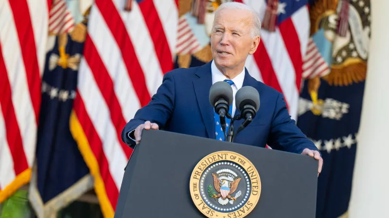 Biden oferă un nou ajutor Ucrainei (sursa: Facebook/The White House)