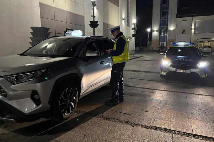 Polonia prelungește controalele la granițe (sursa: Facebook/Marcin Kierwiński)