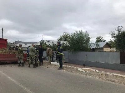 Evacuări forțate în comunele din Galați (sursa: Facebook/Costel Fotea)