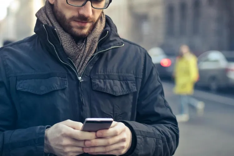 Avocată, hărțuită de fost client (sursa: Pexels/Andrea Piacquadio)