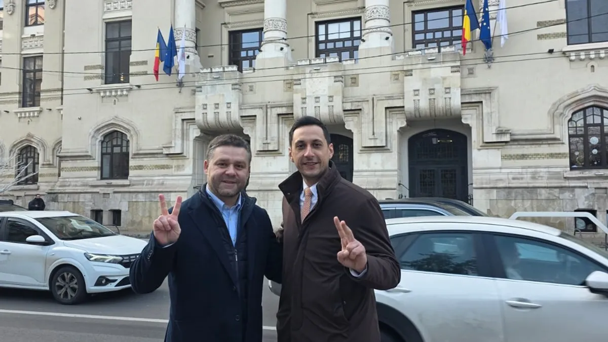 Val de susținere pro Ciucu în zona de centru-dreapta, anti-extremism, după decizia lui Vlad Gheorghe