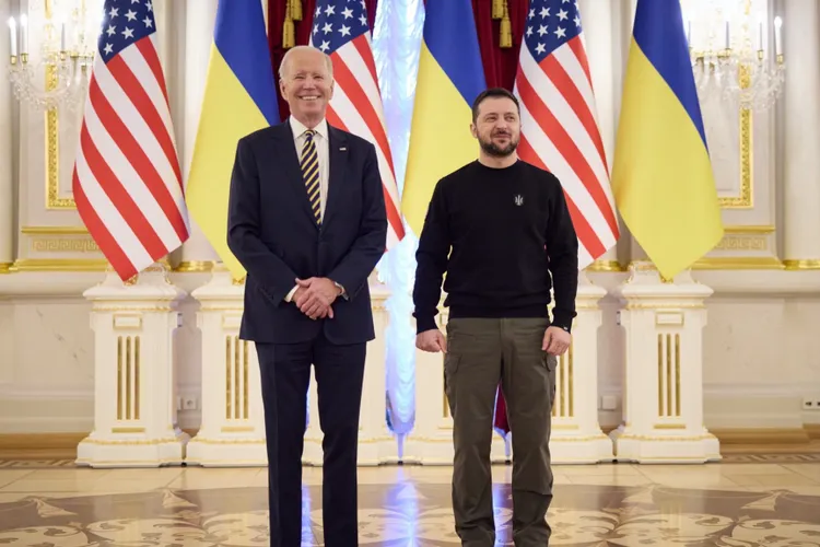 BREAKING GALERIE FOTO+VIDEO Președintele SUA, Joe Biden, în vizită surpriză la Kiev