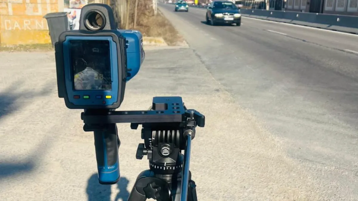 Radare fixe "invizibile", amenda vine acasă (sursa: Facebook/Poliția Română)