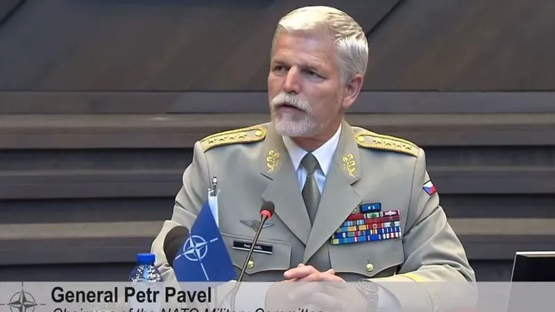 Ucraina ar trebui să intre in NATO, spune generalul Pavel, noul președinte al Cehiei 