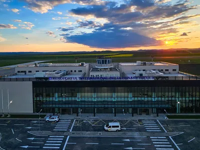 Ciolacu a investit într-un aeroport PSD care a avut 1.621 de pasageri Foto: Facebook