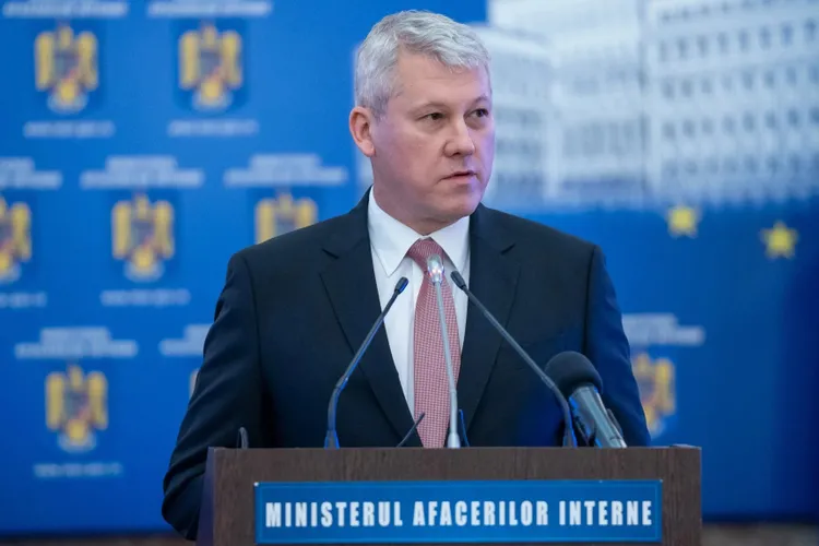 Sig Sauer, „tunul” lui Predoiu (sursa: Facebook/Cătălin Predoiu)