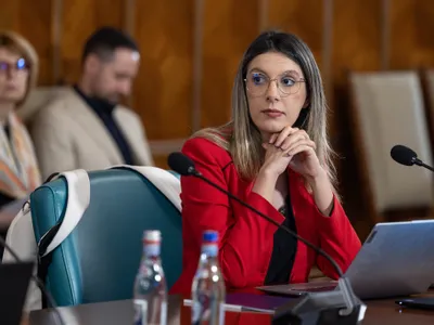 Scand bonusurile de pensionare la Romsilva (sursa: Facebook/Cătălina Buzoianu)