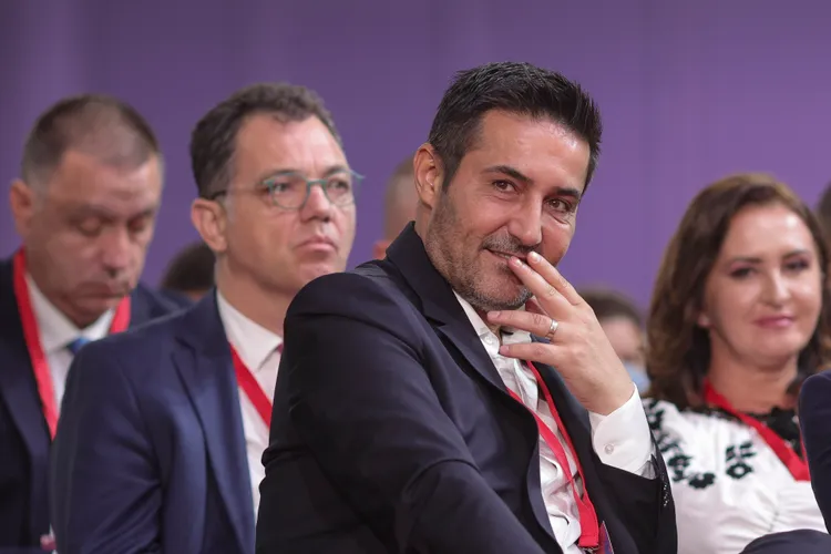 Claudiu Manda - educat de Soros, îmbogățit de PSD (sursa: Inquam Photos/Octav Ganea)