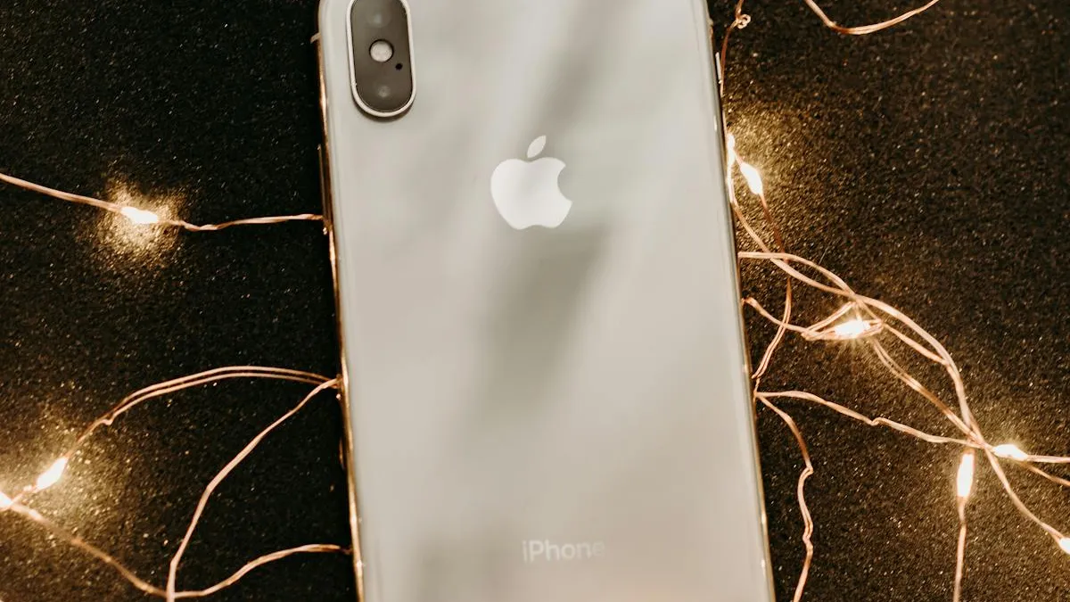 Apple scumpește noua gamă de iPhone (sursa: Pexels/Irina Iriser)