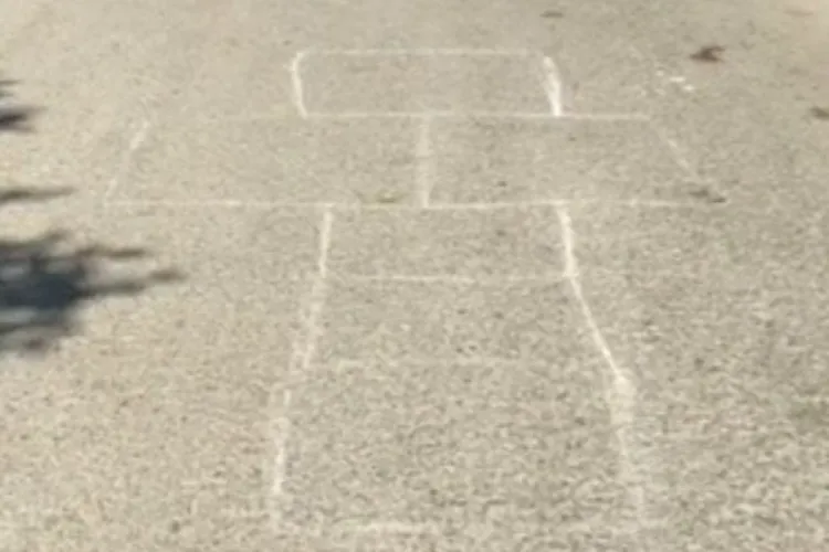 Fetiță omorâtă de ruda unui spânzurat (sursa: ziaruldeiasi.ro)