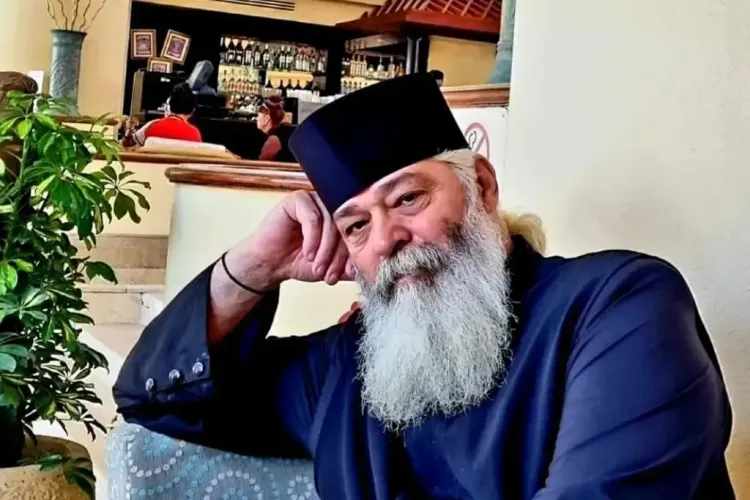 Preotul Calistrat, amendat de CNCD (sursa: ziaruldeiasi.ro)