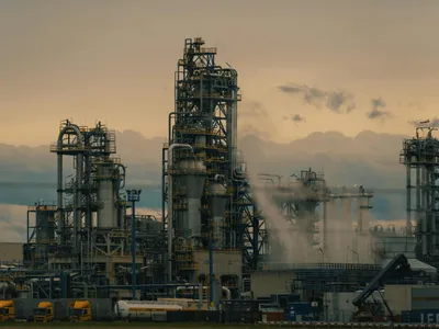 Producția de țiței, în declin accentuat (sursa: Pexels/Michael Pointner)