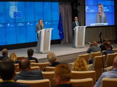 Lobby-iștii ruși out din Parlamentul European (sursa: Twitter/Roberta Metsola)