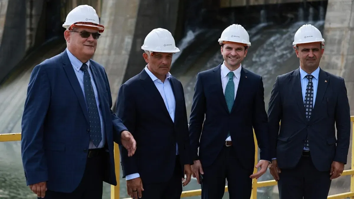 Directorul BCR Pensii critică managementul Hidroelectrica Foto: Facebook