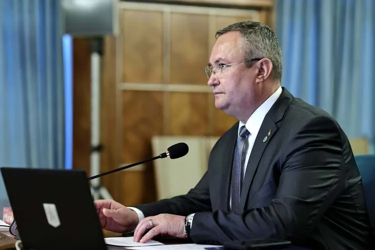 Guvernul analizează un proiect care ar permite României să trimită arme Ucrainei Foto: Guvernul României