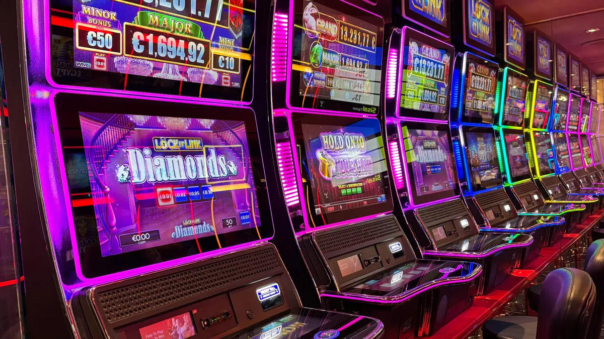 USR vrea interzicerea păcănelelor în București (sursa: Pexels/Vanessa Valkhof)