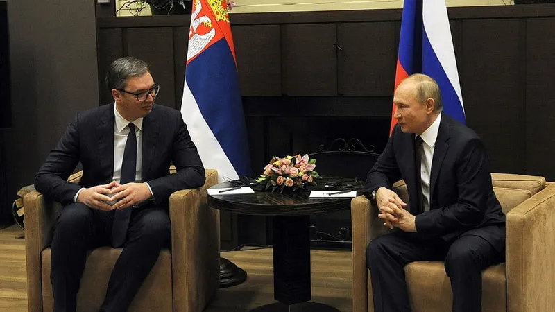 Vucic, lacheul lui Putin pentru gaz (sursa: kremlin.ru)