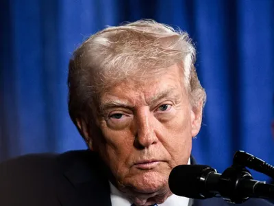 Trump amenință Canada cu taxe vamale (sursa: Facebook/The White House)