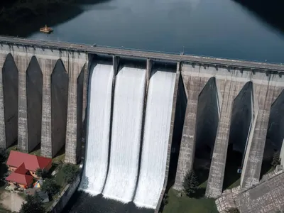 Zvonurile despre baraje, dezmințite de Apele Române (sursa: Facebook/Apele Române)