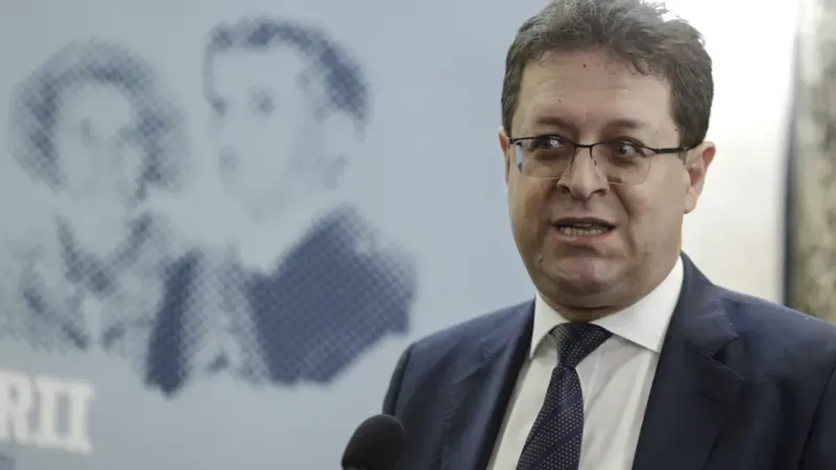 Regia Protocolului de Stat neagă că directorul Marius Grăjdan ar avea 4,51 milioane de lei Foto: Inquam/Octav Ganea