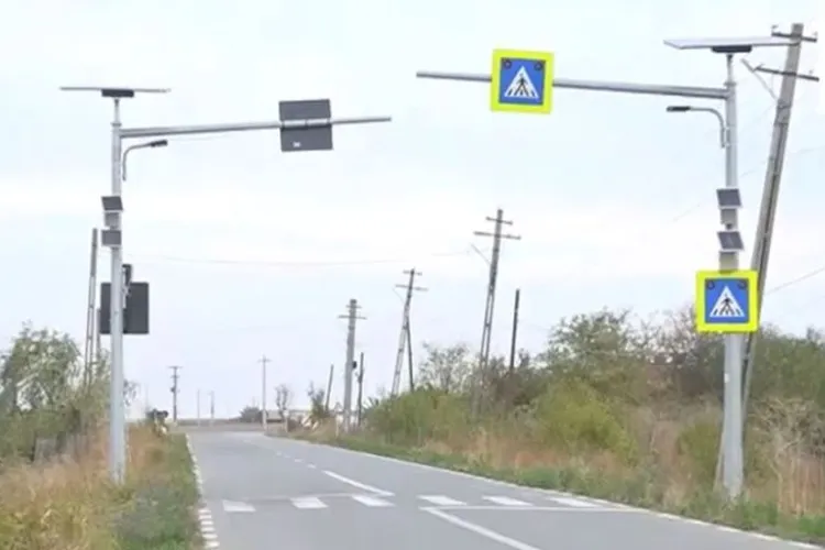 VIDEO Legendara trecere de pietoni de la Ariciu: ultramodernă, cu led-uri, traversare din câmp în câmp