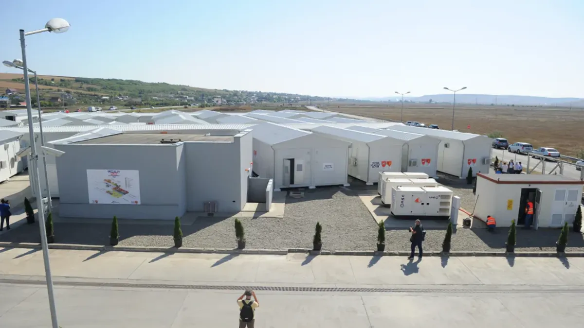 Spitalul modular COVID - legal, dar catastrofal (sursa: ziaruldeiasi.ro)