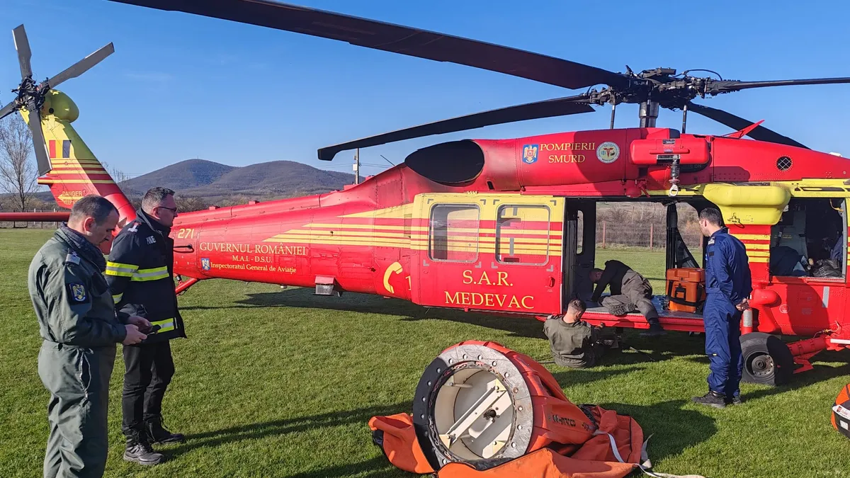 Arafat cumpără elicoptere la DSU, dar nu are cine să le piloteze: deficit de 65 de piloți militari (sursa: Facebook/IGSU)