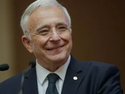 Isărescu, nou mandat de guvernator BNR (sursa: Inquam Photos/George Călin)