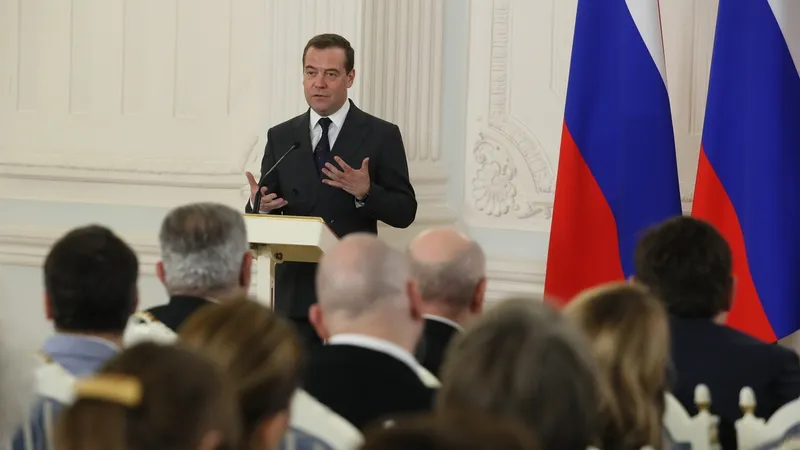 „Al Treilea Război Mondial”, avertizează  Medvedev (sursa: government.ru)