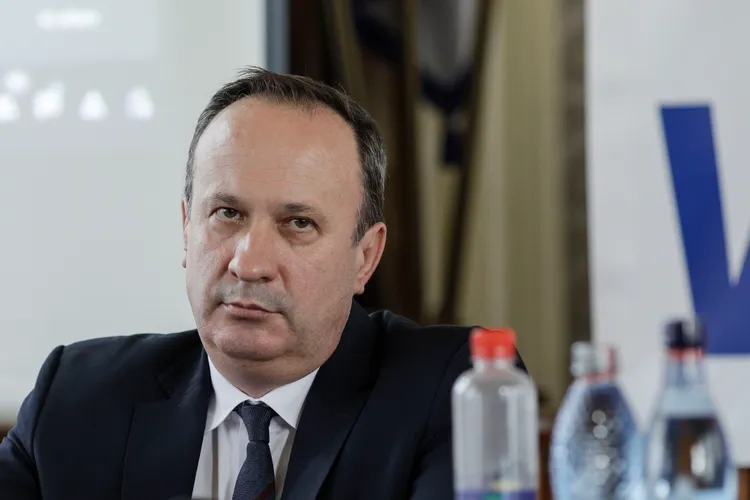 Unde va găsi guvernul banii pentru salariile profesorilor Foto: Inquam/ Octav Ganea