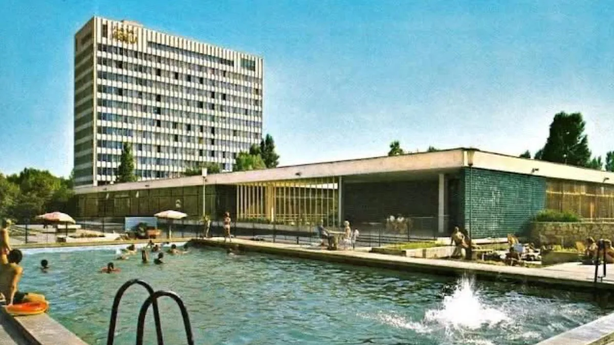 Demolarea Hotelului Perla din Mamaia, blocată (sursa: ziaruldeiasi.ro)