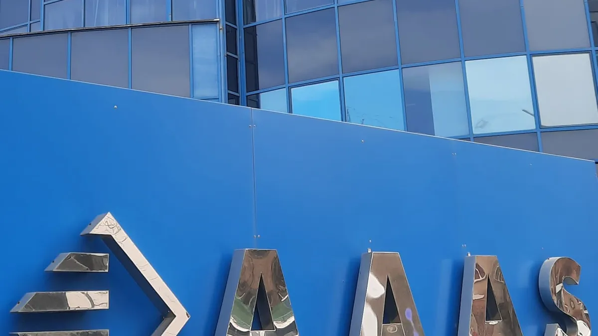 Obscura companie de stat cu șase angajați și patru șefi bine plătiți, deși are pierderi Foto: Facebook