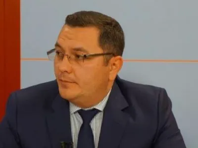 Director de maternitate, cu BMW de peste 100.000 de euro, nedeclarat, la serviciu (sursa: ziaruldeiasi.ro)