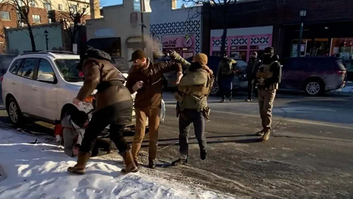 American împușcat mortal de agenți ICE (sursa: CNN)