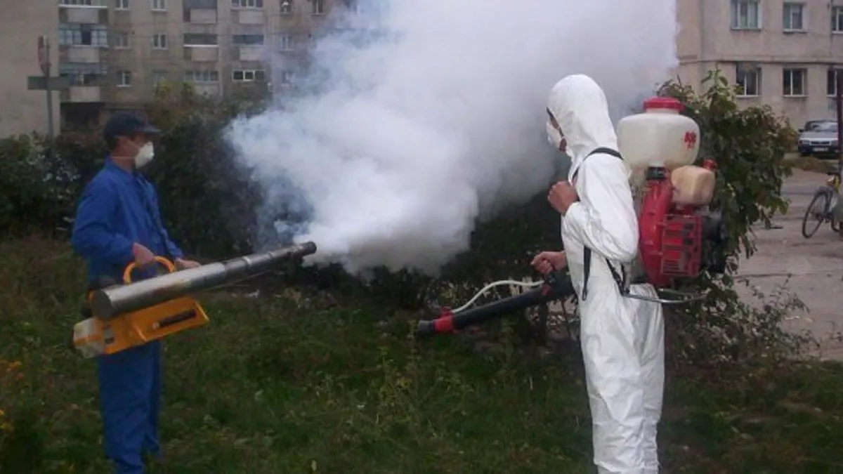 Cum căpușezi primăria cu tratament anti-căpușe (sursa: ziaruldeiasi.ro)