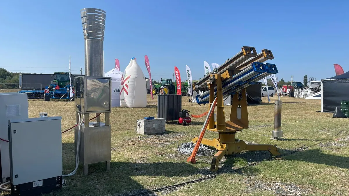 Agenție cu activitatea suspendată, dar unde zeci de angajați iau salarii imense Foto: Facebook Agentia Antigrindină