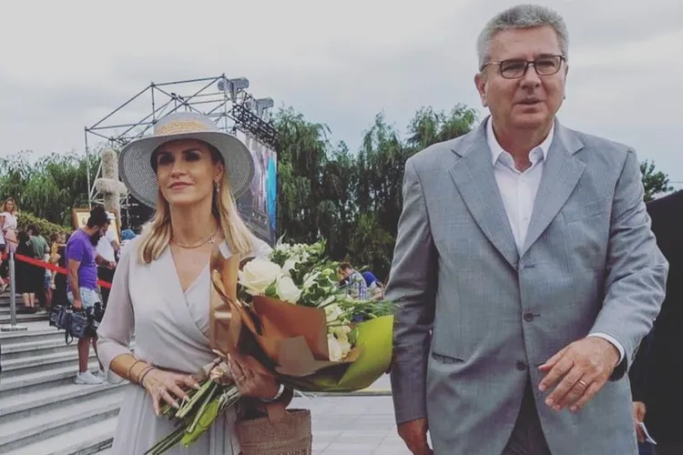 Nicușor Dan explică ce moștenire i-a lăsat Firea (sursa: Facebook/Gabriela Firea)