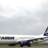 Guvernul Bolojan se pregătește să pompeze iar bani publici în Tarom Foto: Facebook Tarom