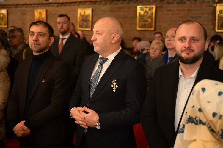 Primarul Băii-Mari a ajuns la spital, cu hernie, după ce a dat la zăpadă Foto: Facebook Doru Dăncus