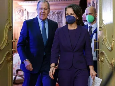 Jocul strâmb al Germaniei în Ucraina (sursa: Facebook/Annalena Baerbock)