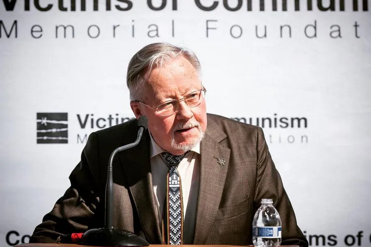 Vytautas Landsbergis îi consideră pe Scholz și Steinmeier complici Foto: Twitter Victims of Communism 