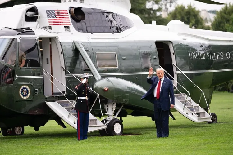 SUA își trimite emisarii în Rusia (sursa: Facebook/The White House)