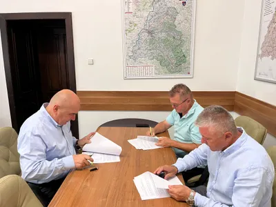 Peste 3.200 de posturi vor fi reduse în acest an în administraţia locală din Bihor Foto: Facebook CJ Bihor