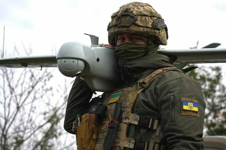 Ucraina le arată rușilor la ei acasă cum se trăiește într-o țară sub asediu: Kievul promite că vor urma și alte lovituri în Rusia, experții Moscovei confirmă că este posibil