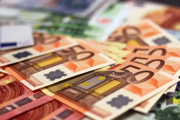 Rusia a încasat 93 de miliarde de euro din exporturile de combustibili fosili în cele 100 de zile de război