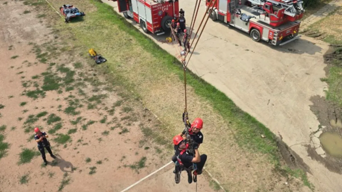 Pompierii, antrenamente în condiții deplorabile, degradante (sursa: apador.org)