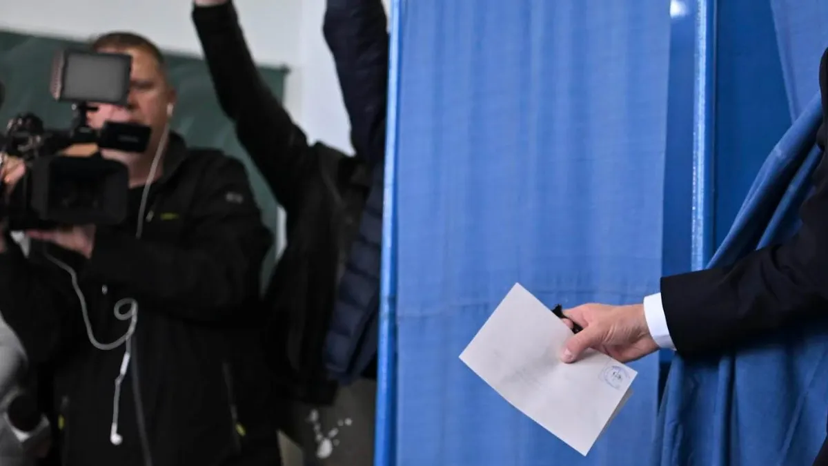 Alegeri prezidențiale, prezență record la urne (sursa: Inquam Photos/Alex Nicodim)