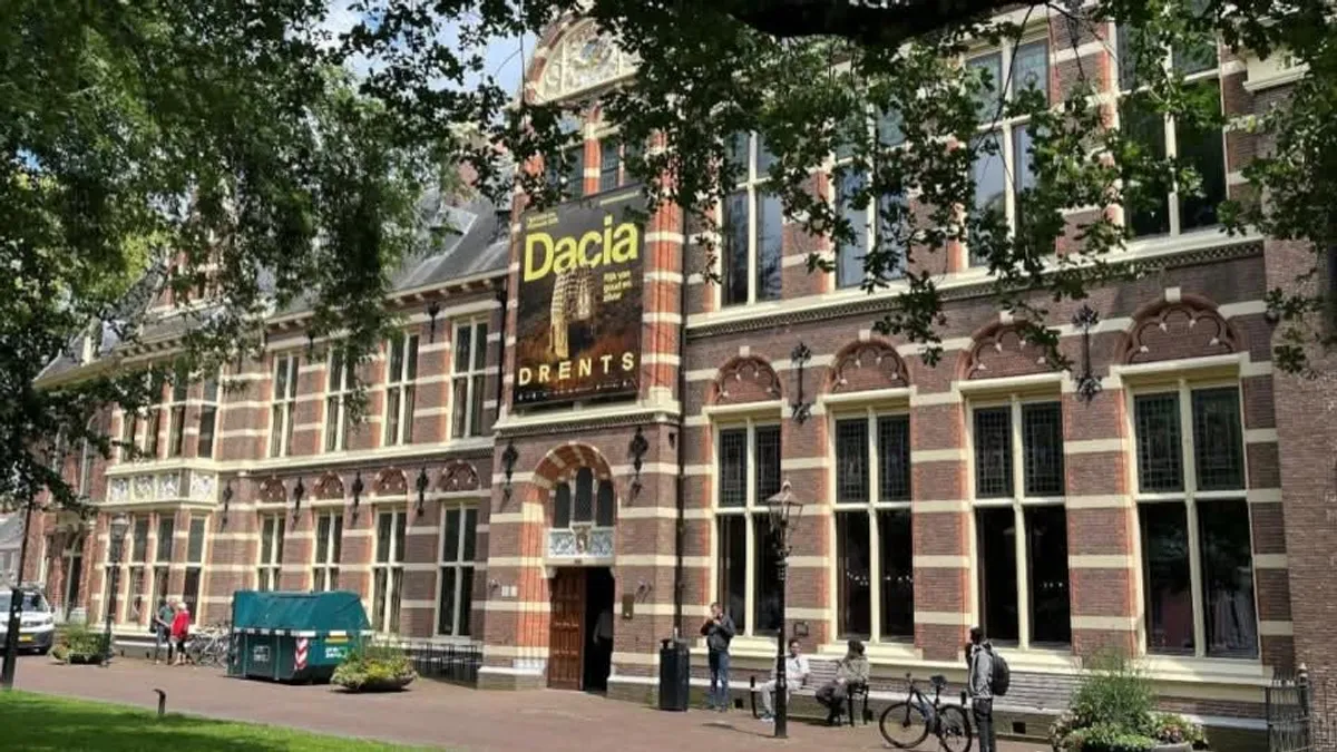 De ce nu sunt paznici de noapte la muzeele din nordul Europei Foto: Twitter