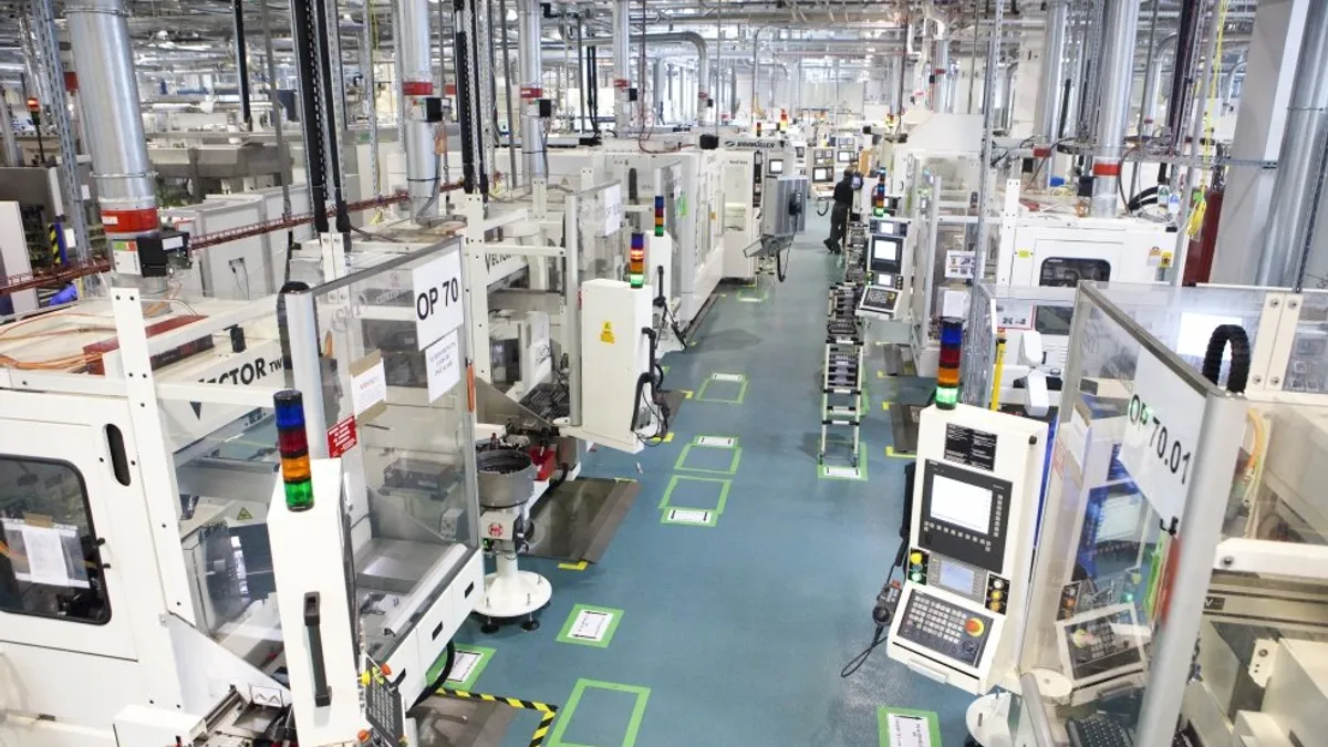 Furt ca pe vremea lui Ceaușescu într-o fabrică de piese auto: daune de 700.000 de euro (sursa: ziaruldeiasi.ro)